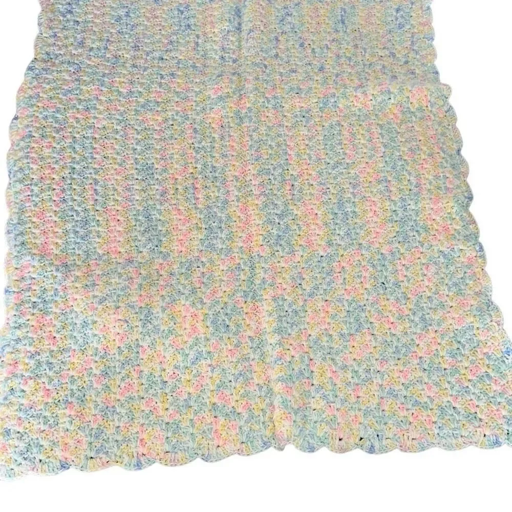 *New* Handmade Multicolor Scalloped Edges Baby Blanket & Bootie Set 29 3/4